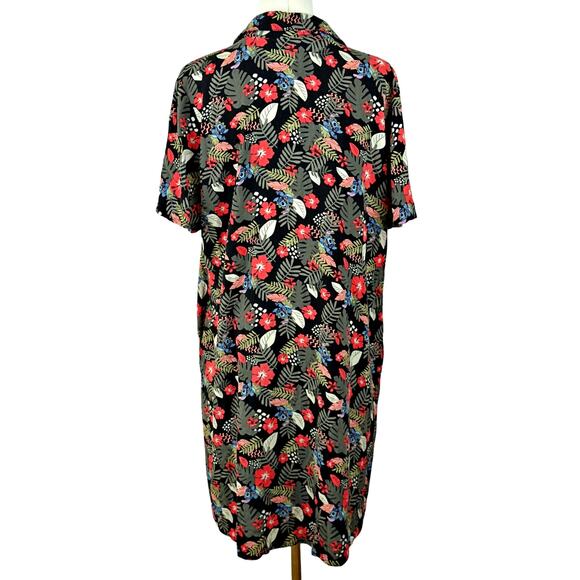 Her Universe 2X Disney Button Up Midi Dress Lilo & Stitch Hawaiian Floral Dress - Picture 4 of 9